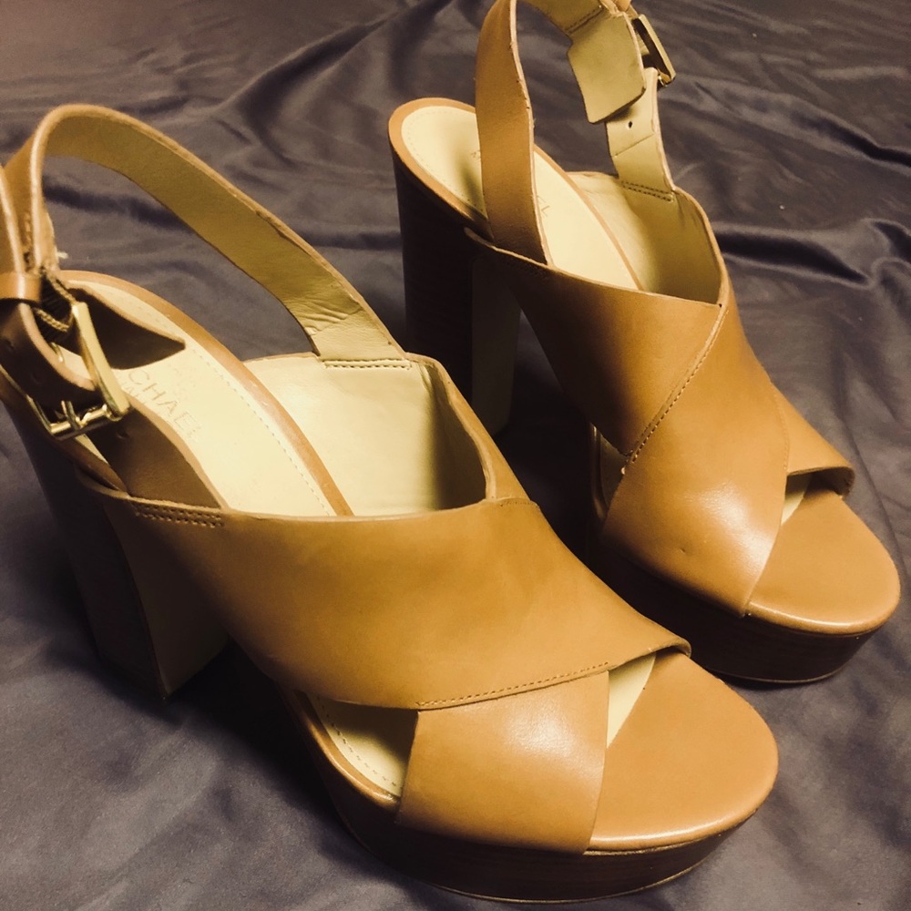 Micheal Kors Heels! Never worn